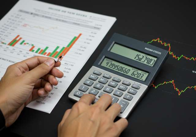 srvhtdocswp-contentuploads202506Unlock_the_magic_of_compounding_in_India_img1-4.jpg