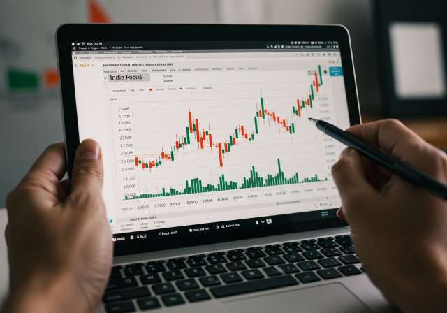 homesites12b775077b2178public_htmlwp-contentuploads202511Track_your_Indian_stock_portfolio_s_perf_img1-1.jpg